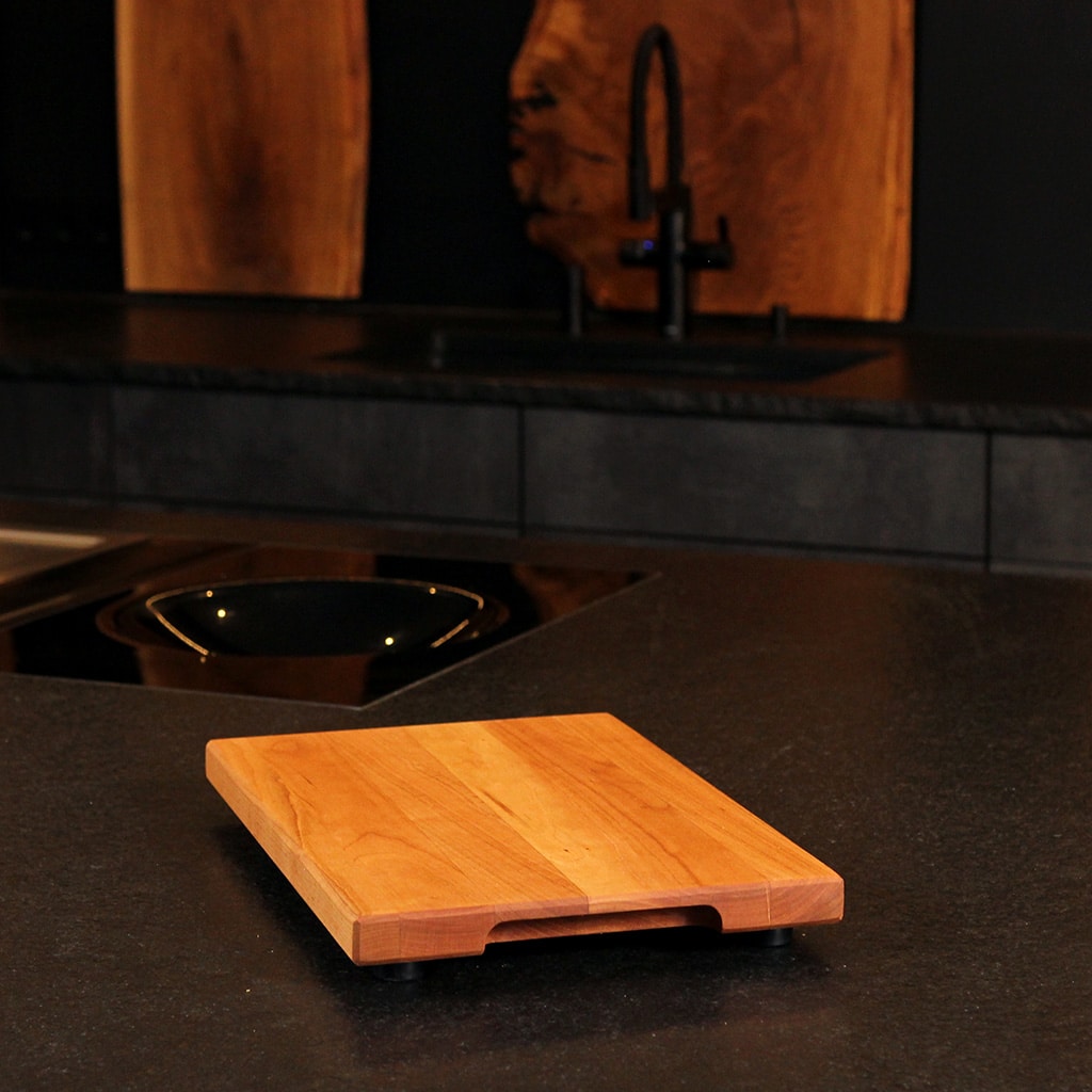 kitchenaid-cherry-slider-board-recessed-grip
