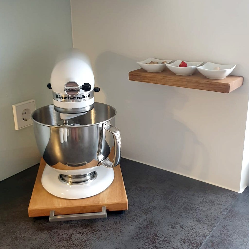kitchenaid-oak-slider-board-kitchen-shelf